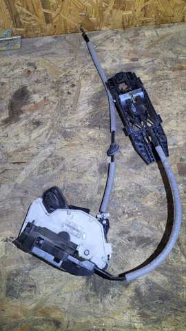 Замок задніх дверей, правих 5GM839016F VAG