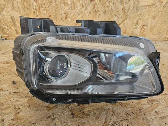 Фара передня права 92102J9020 HYUNDAI
