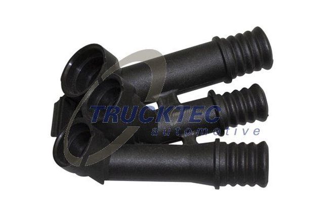 Водяний патрубок 0859037 TRUCKTEC