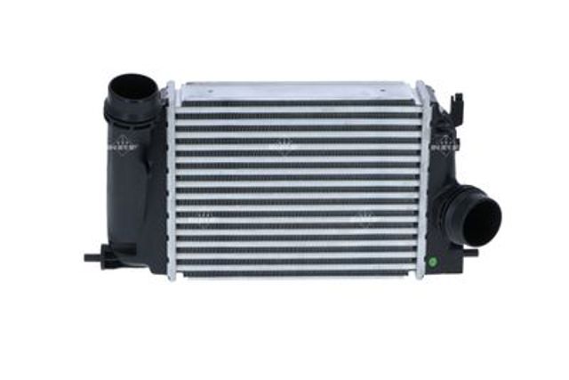 Радіатор интеркуллера 30973 NRF