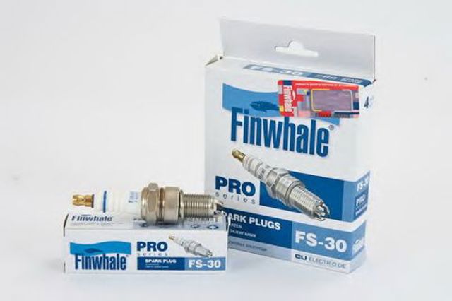 Свічка запалювання серія pro ваз 2108-2115 8 клап. 3-х електродна fs30 (вир-во finwhale) FS30