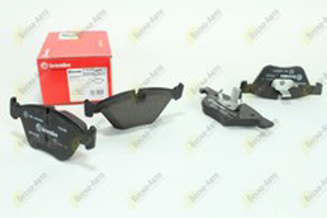 Колодки передні P06060 BREMBO