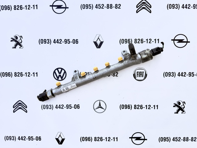 Рампа форсунок системи упорскування палива 03L130089B VAG