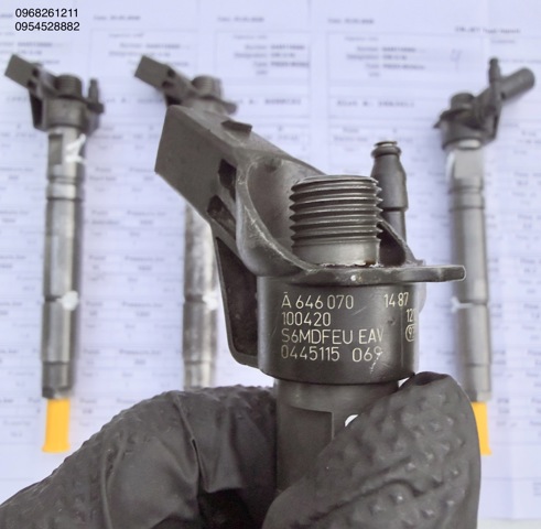 Форсунка паливна 0445115069 BOSCH