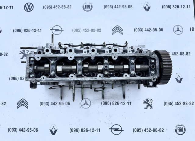 Головка блоку циліндрів 9634963010 PEUGEOT