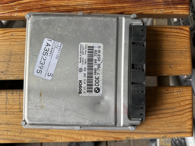 ЕБУ 0281010300 BOSCH