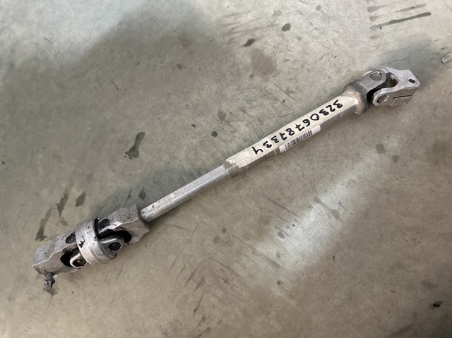 Вал рульової колонки, нижній 32306787334 BMW