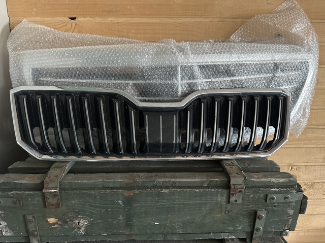 Решітка 3V0853653B VAG