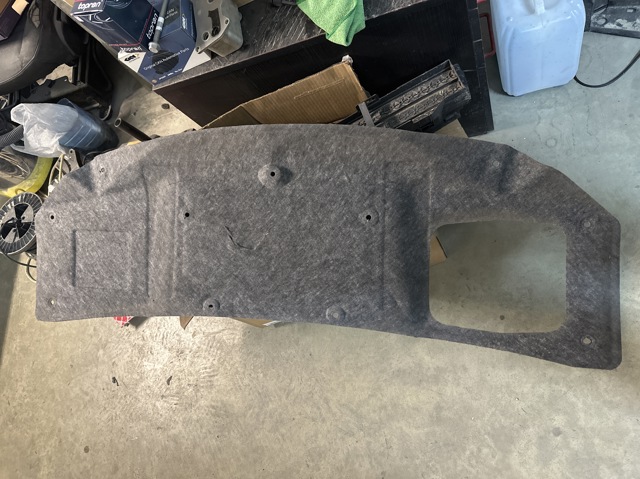 Обшивка капота A9106822800 MERCEDES