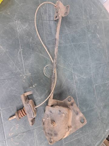 Кріплення запаски 628502B000 HYUNDAI