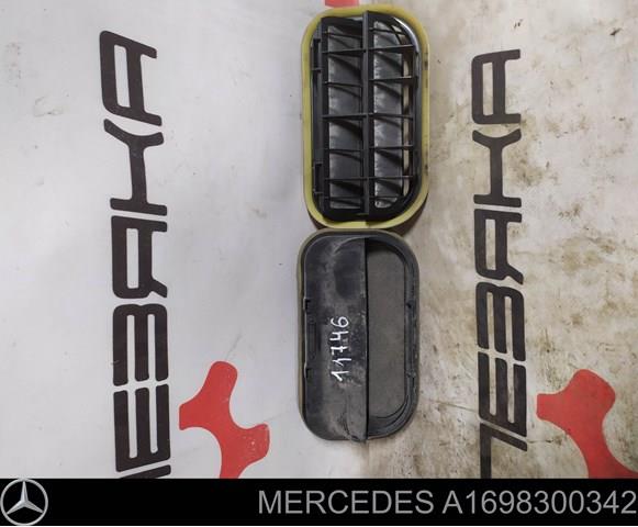 Дверцята бензобака A1698300342 MERCEDES