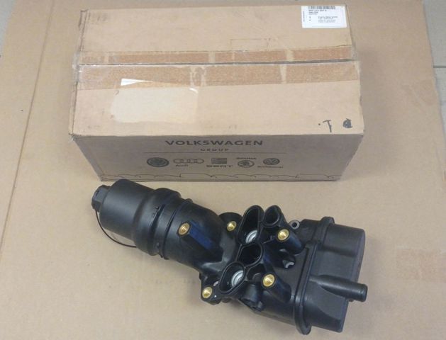 Корпус масляного фільтра 06D115397K VAG