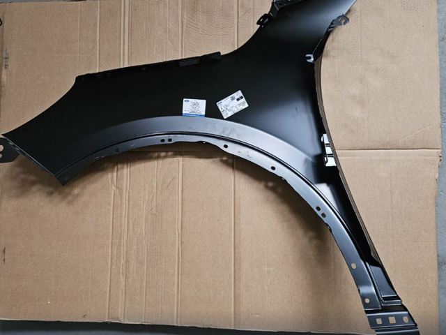 Переднє праве крило 2549906 FORD