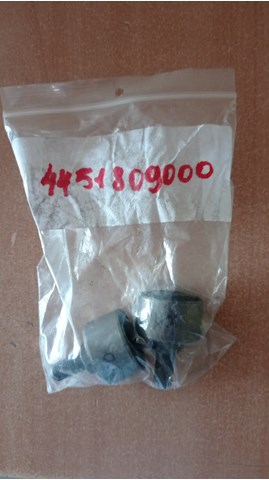Сайлентблок нижнього переднього важеля 4451809000 SSANG YONG