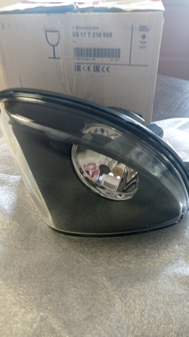 Протитуманка права 63177216888 BMW