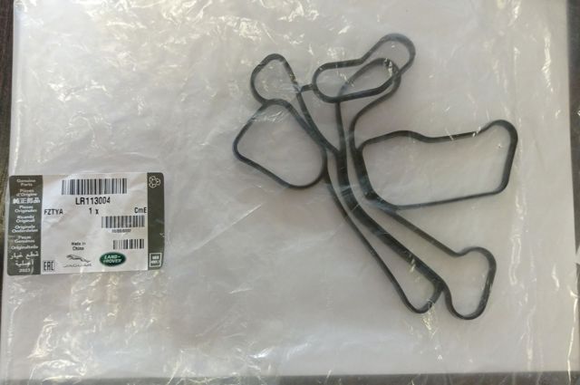 Прокладка радіатора масляного LR113004 LAND ROVER