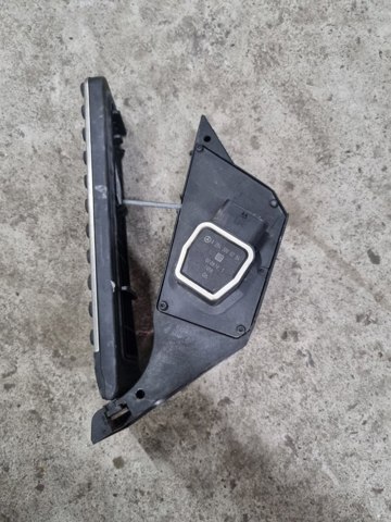 Педаль акселератора A2043000204 MERCEDES