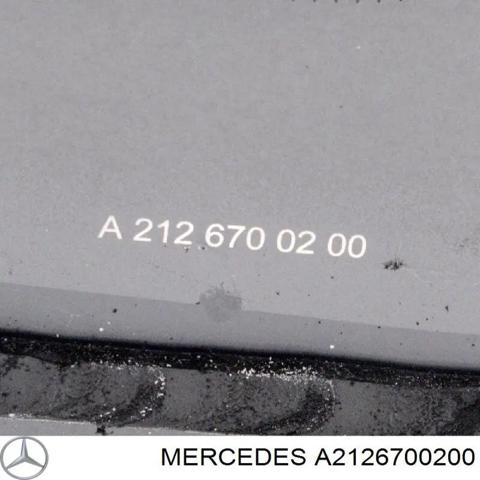 Скло автомобільне заднє A2126700200 MERCEDES