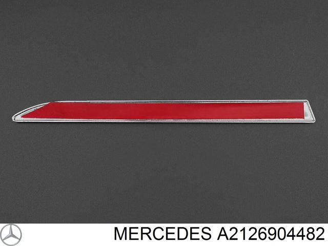 Молдинг переднього правого крила A2126904482 MERCEDES
