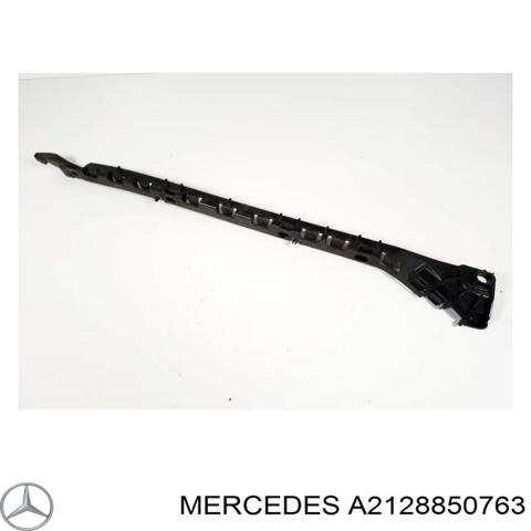 Напрямна заднього бампера, ліва A2128850763 MERCEDES