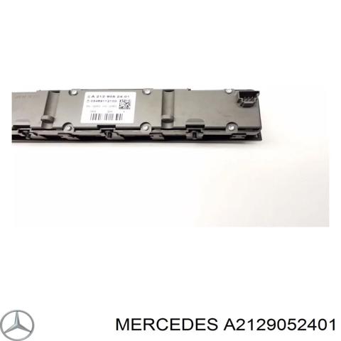 Блок кнопок центральної консолі A2129052401 MERCEDES
