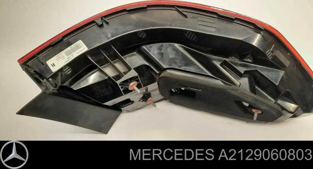 Ліхтар задній правий, зовнішній A2129060803 MERCEDES