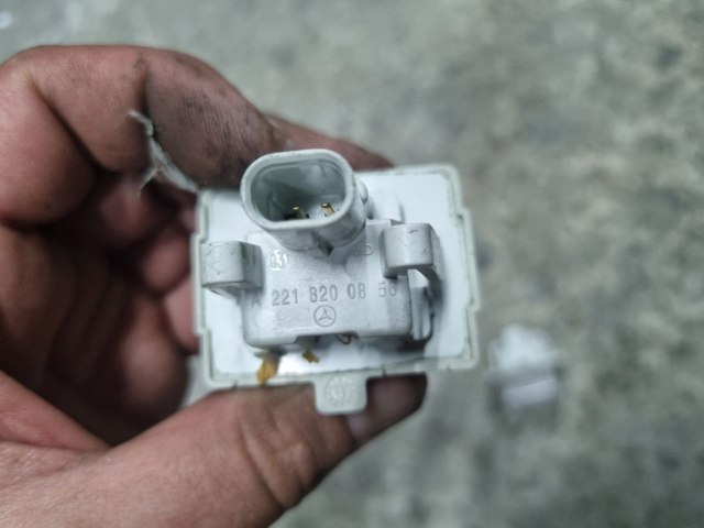 Ліхтар підсвічування заднього номерного знака A2218200856 MERCEDES