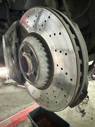 Гальмо дискове переднє A2224215100 MERCEDES