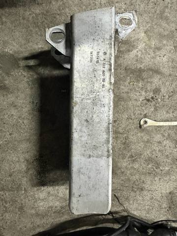 Кронштейн підсилювача переднього бампера A2226200295 MERCEDES