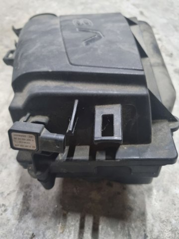 Корпус повітряного фільтра A2780900201 MERCEDES