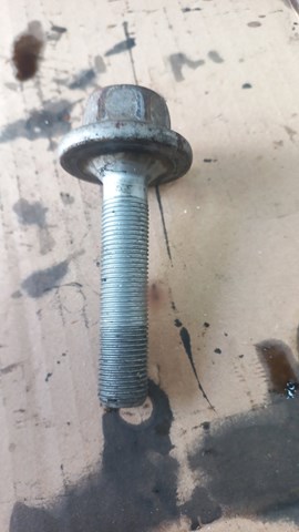 Болт коленвала 0069907004 MERCEDES