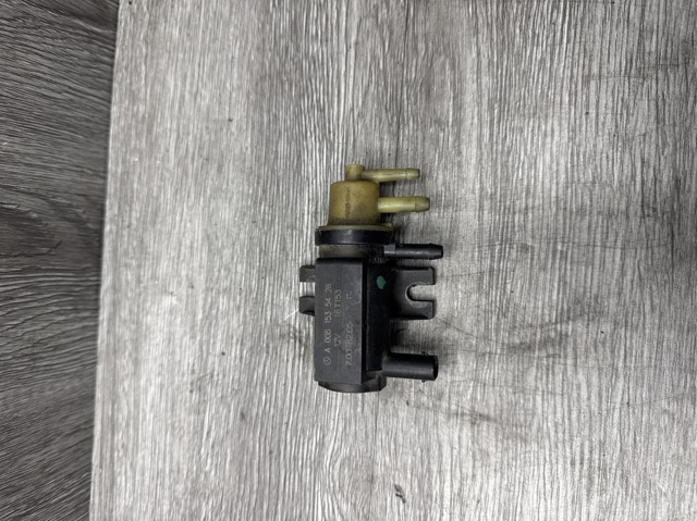 Клапан соленоїд регулювання заслонки EGR 0081535428 MERCEDES