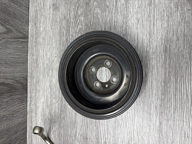 Демпфер колінвалу 038105243M VAG