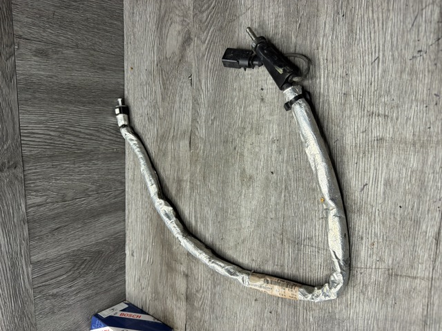 Трубопровід подачі Ad blue 04L131984C VAG