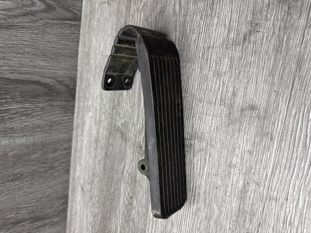 Педаль акселератора 1293000004 MERCEDES