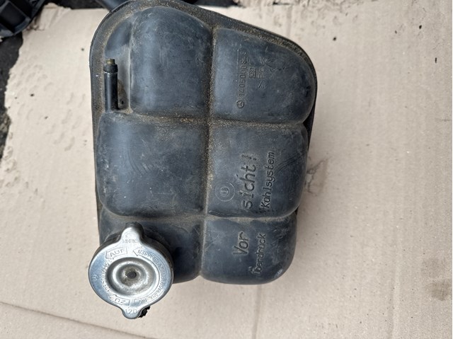 Бачок розширювальний 1405000849 MERCEDES