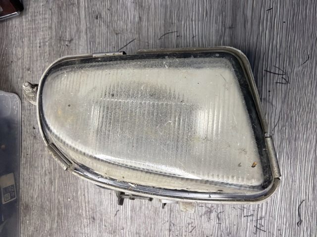 Протитуманка права 14726200 MERCEDES