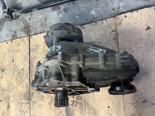 Раздатка (коробка роздавальна) 2512801100 MERCEDES
