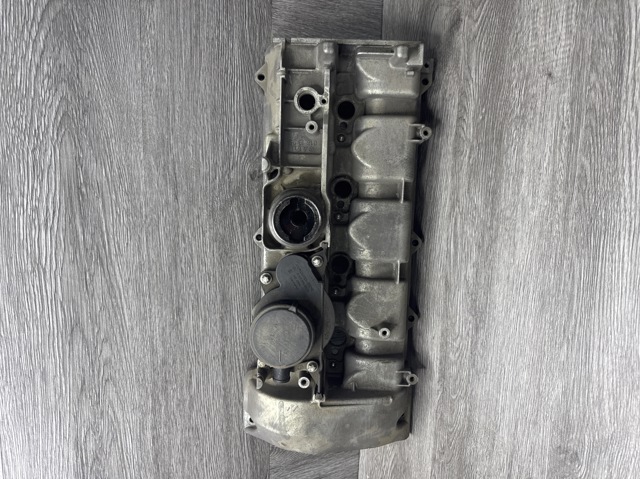 Кришка клапанів 6110161305 MERCEDES