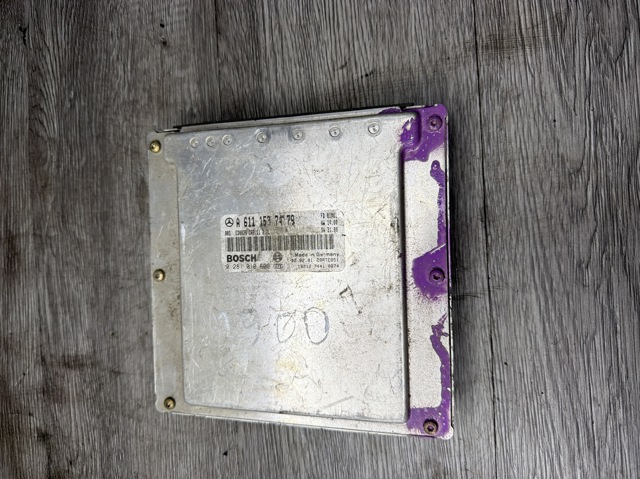 Блок двигуна 6111537479 MERCEDES