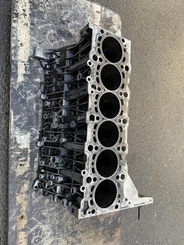 Блок циліндрів 11110413973 BMW