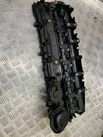 Кришка двигуна 11127823181 BMW
