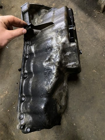 Піддон масляний картера двигуна 11137812360 BMW