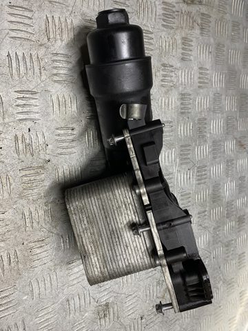 Корпус масляного фільтра 11428575898 BMW