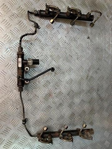 Розподільник палива (рампа), правий 1357075 LAND ROVER