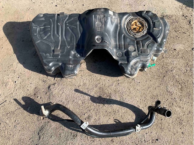 Бензобак 16117364197 BMW
