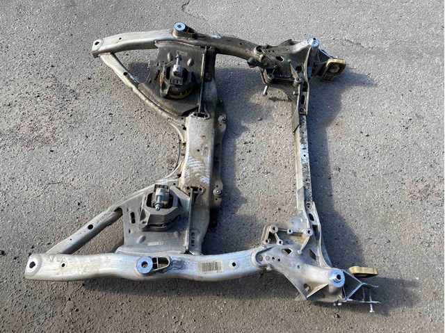 Права подушка мотора 22116883514 BMW