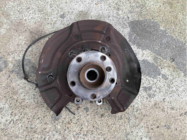 Підшипник задньої маточини 33406867815 BMW
