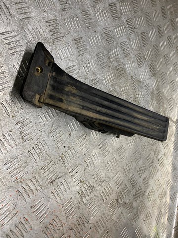Педаль акселератора 35406889822 BMW