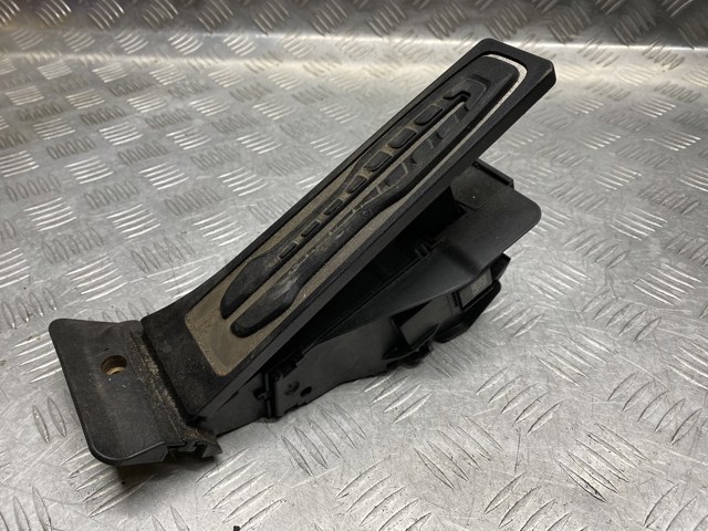 Педаль акселератора 35406889825 BMW